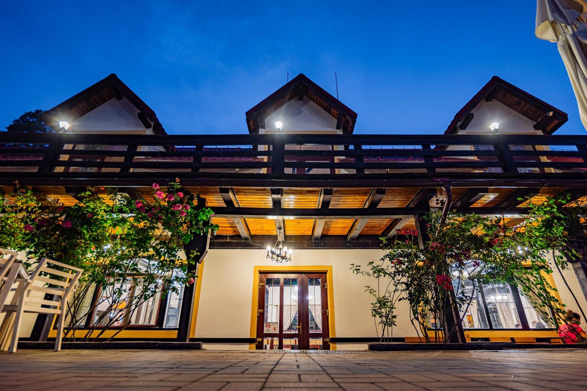 Q Chalet Săcele Εξωτερικό φωτογραφία